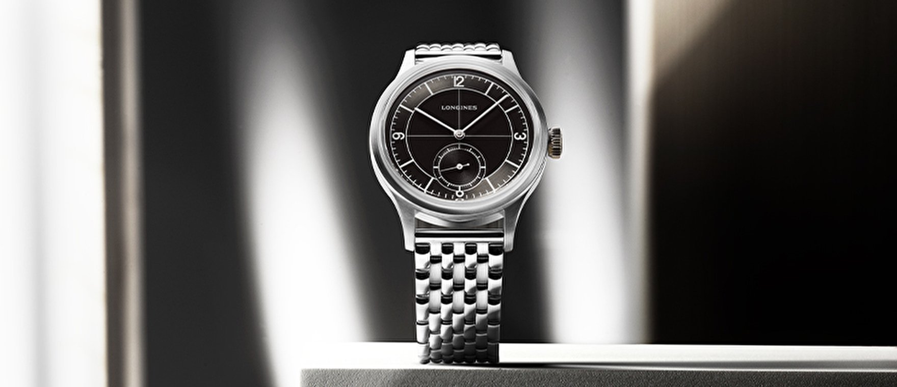 Longines Heritage Classic  с элегантным секторным циферблатом